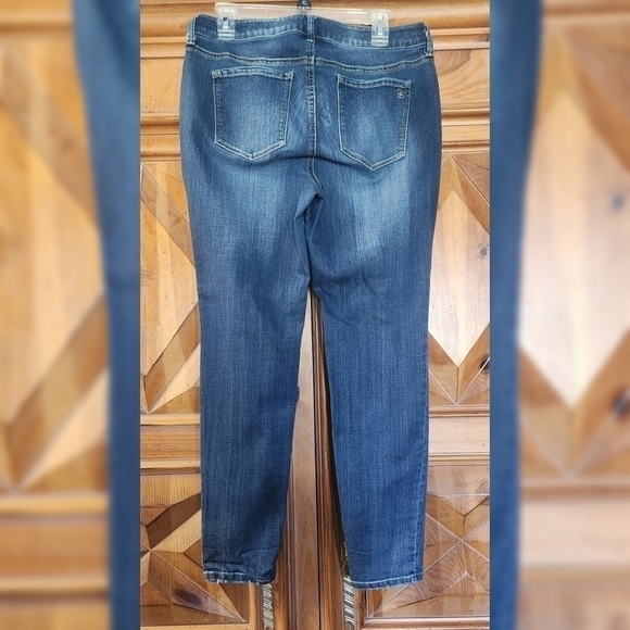 Jessica Simpson Super Skinny Jeans Sz 32 - Picture 4 of 8